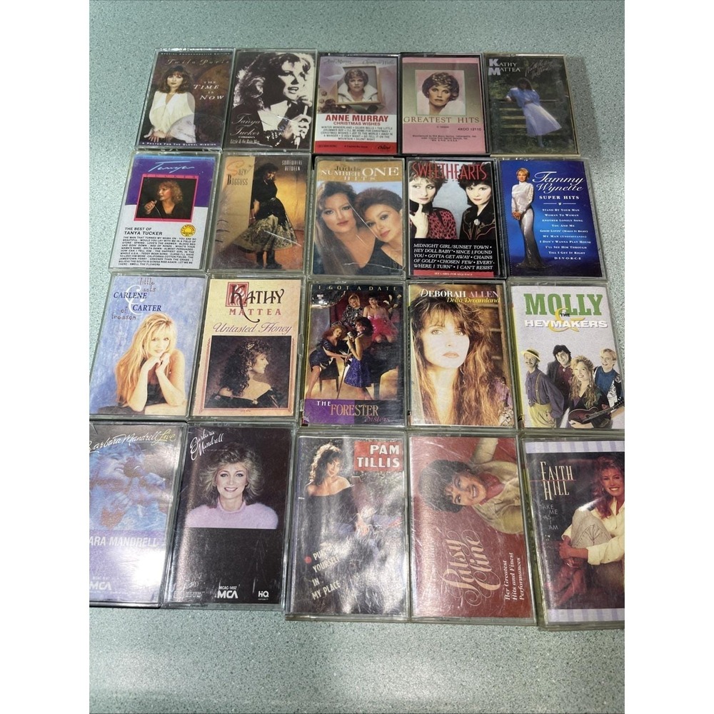 80s 90s Cassett Tape Lot Of 20 Women's Country Faith Hill Patsy Cline Judds